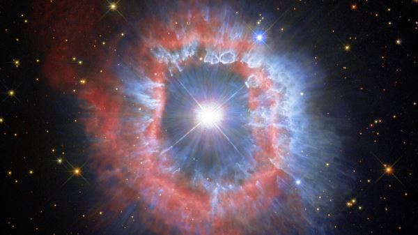“Хаббл” внимательно изучил звезду AG Киля