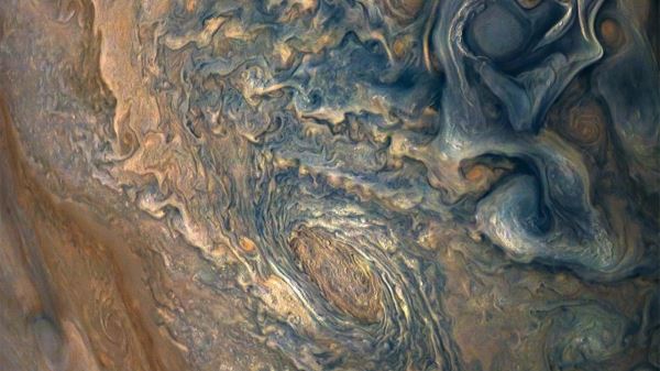 Вода в атмосфере Юпитера