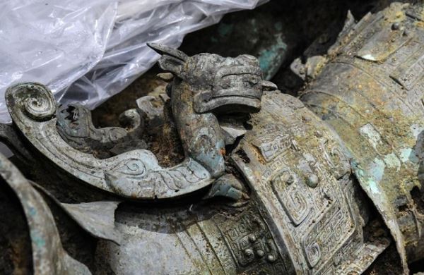 Новые находки китайских археологов в руинах Саньсиндуй