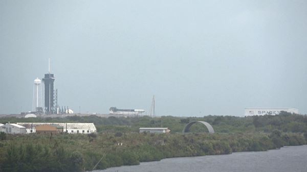РН Falcon-9 для запуска очередной группы Starlink вывезена на старт