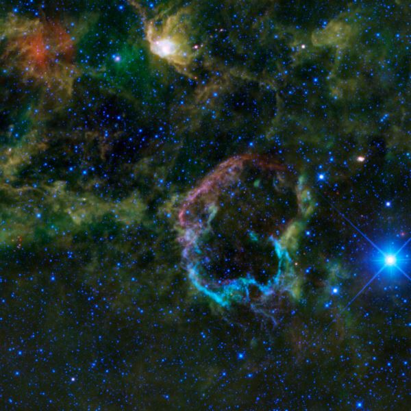 Тайна сверхионизированной рекомбинирующей плазмы в остатке сверхновой IC 443