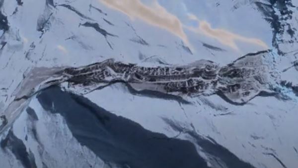 Странную структуру обнаружили в тающих льдах Антарктиды